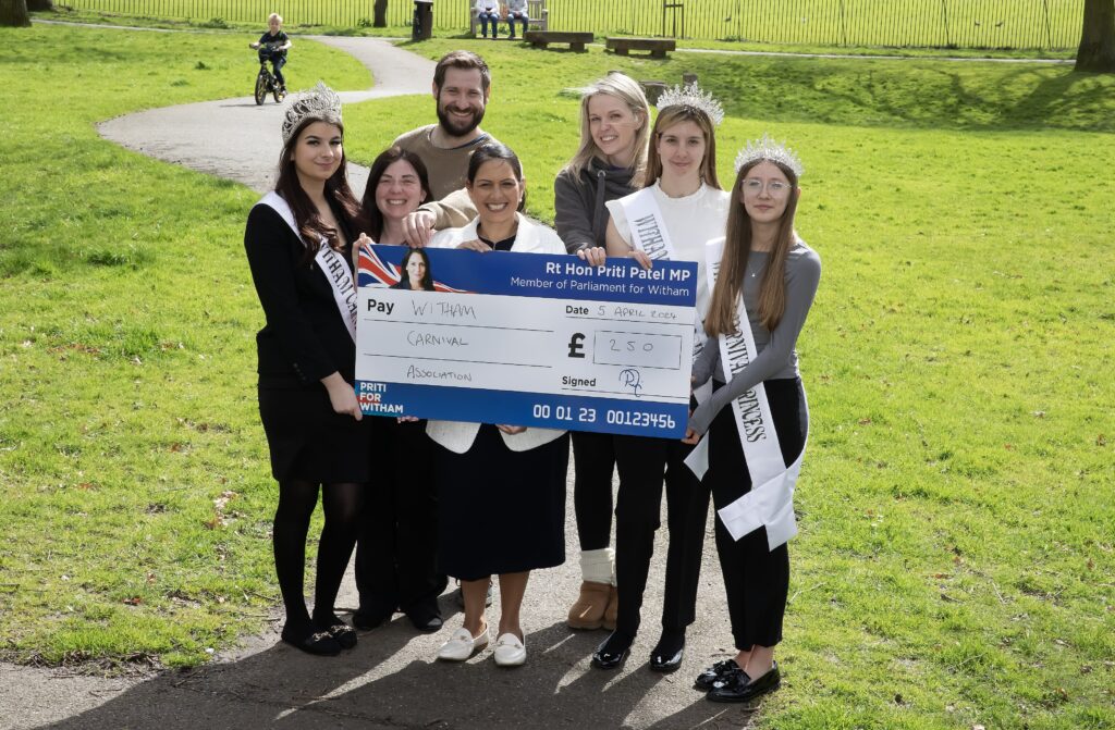 Carnival Queens celebrate donation from MP